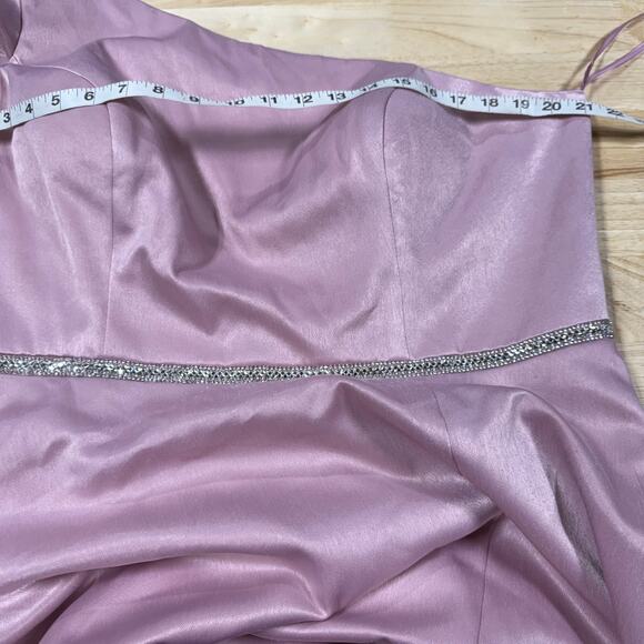 Mac Duggal NWT Ruffled Sleeve Asymmetric Maxi Gown Orchid Pink Size 18W - Picture 7 of 12